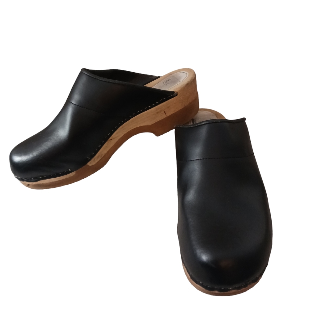 Women's Black Leather Work Clogs Like Dansko's size 13